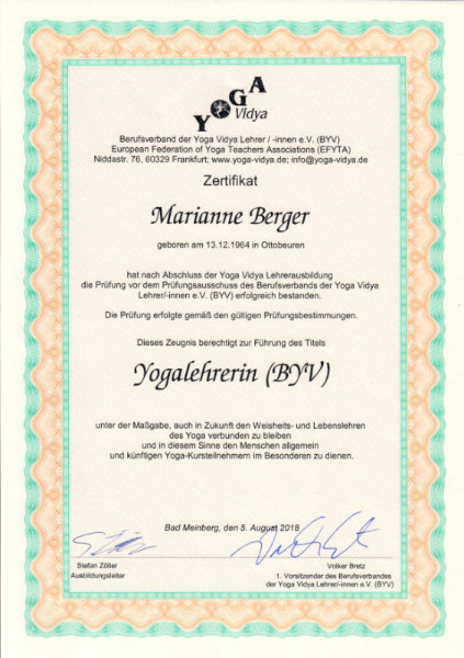 Zertifikat Yogalehrerin BJV - Yogstudio Nanda